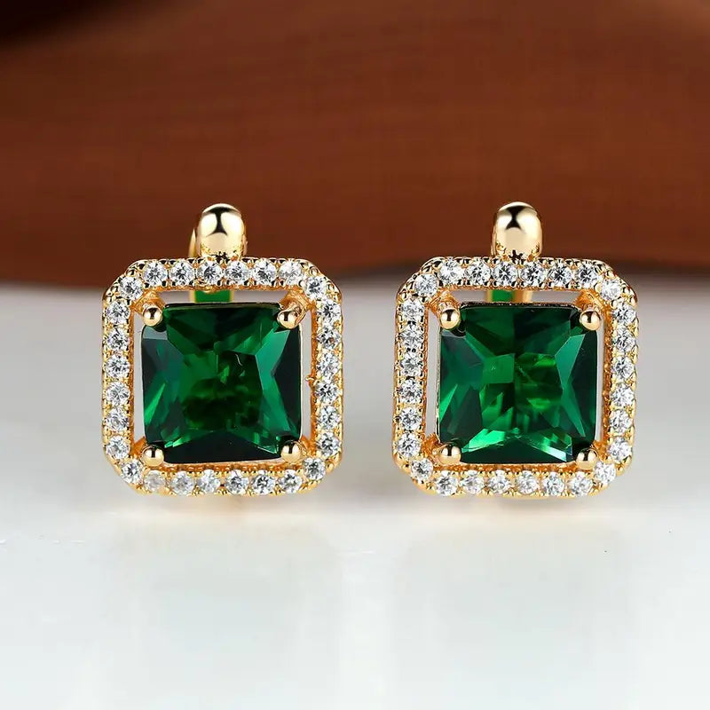 Square zircon earrings in gold-green | Gold