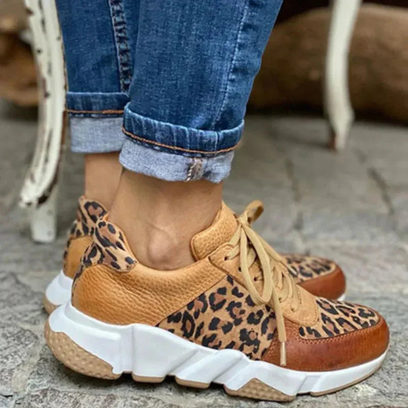 Femke - Trendy Leopard Sneakers
