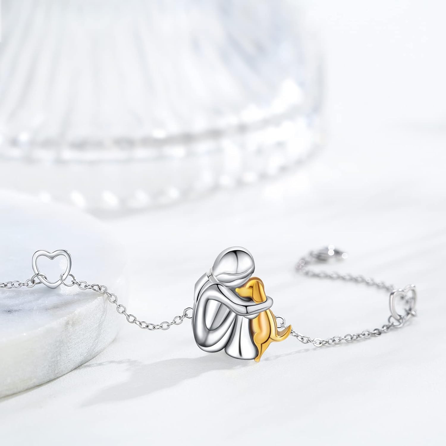 Daniela - Bracelet with Dog Icon