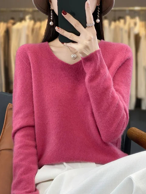 Elena - Elegant Duvet Pullover