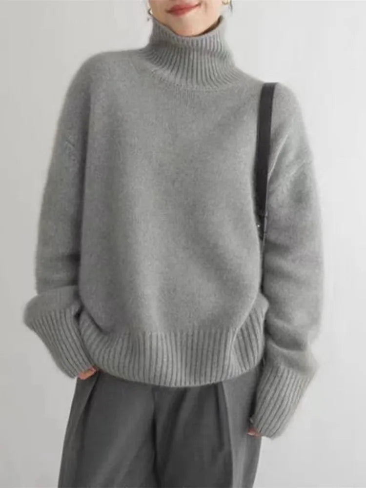 Sydney Women's Oversized Roll Neck Cashmere Jumper – Soft, Warm & Elegant