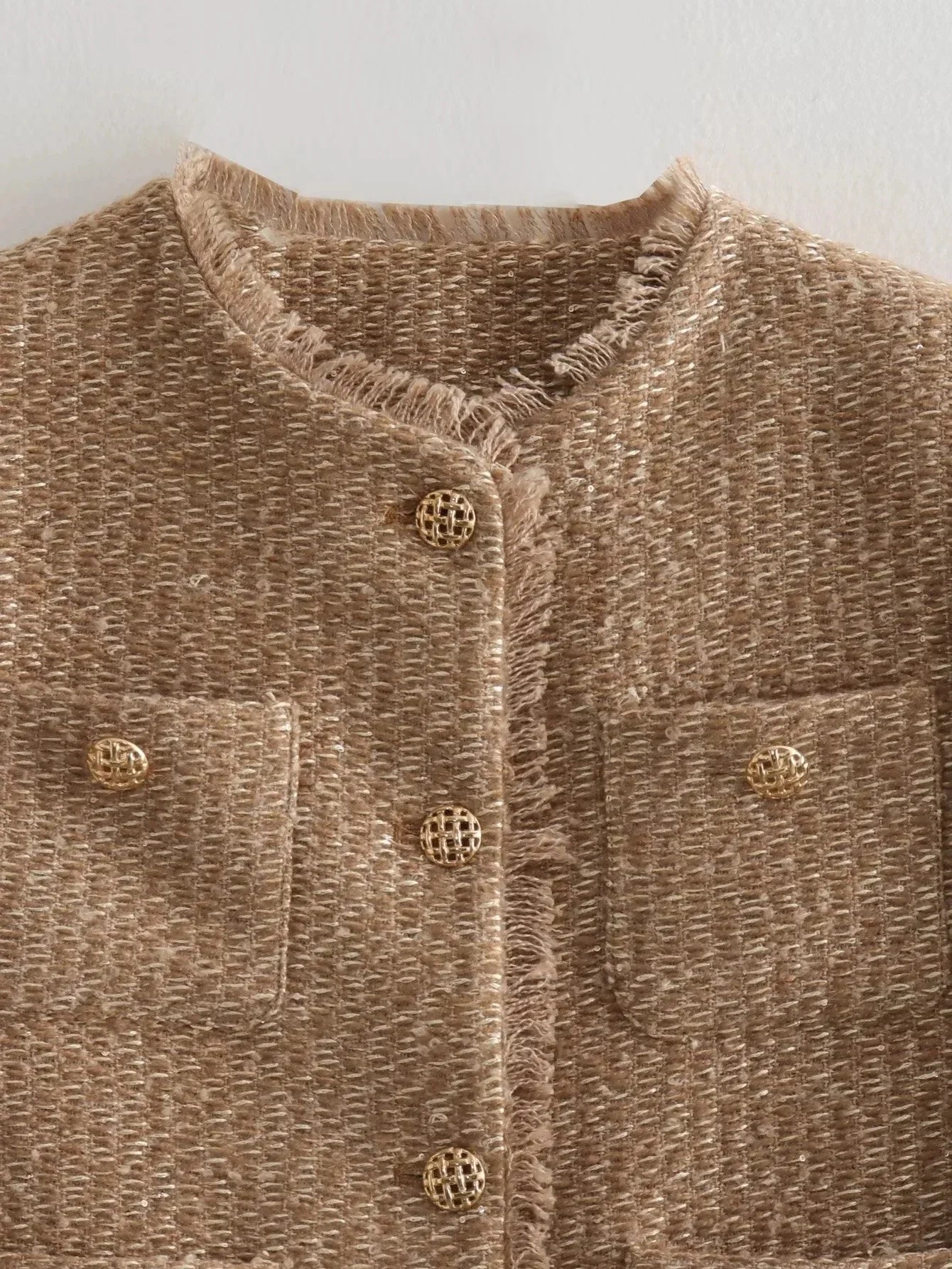 Women's Cropped Tweed Jacket with Long Sleeves and Elegant Short Coat Style