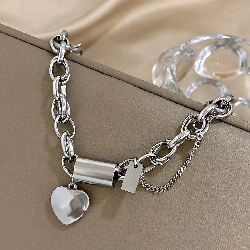 Chunky Heart Bracelet | Gold