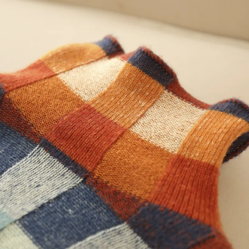 Elise - Soft Cashmere Roll Neck Jumper