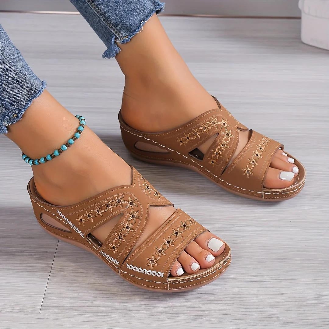 Françoise - Comfortable Orthopaedic Sandals