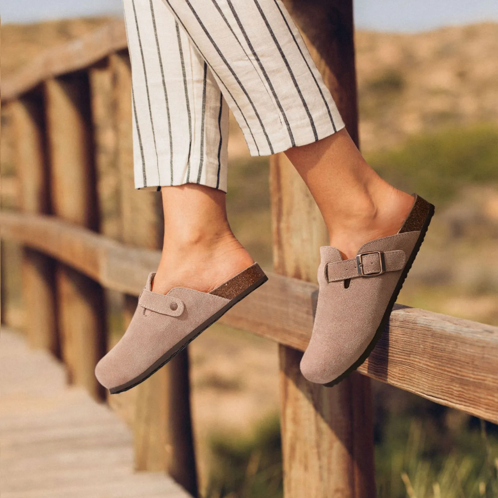 Leana Women's Sandals – Suede, Buckle and Comfortable Anatomical Sole