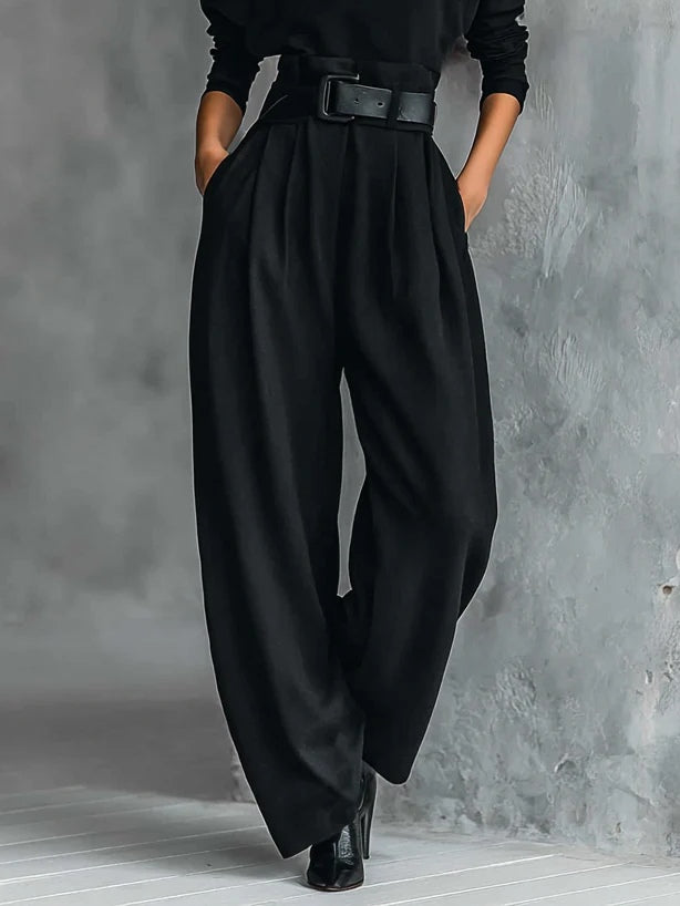 Marta | Black two-piece set with high neck and included belt