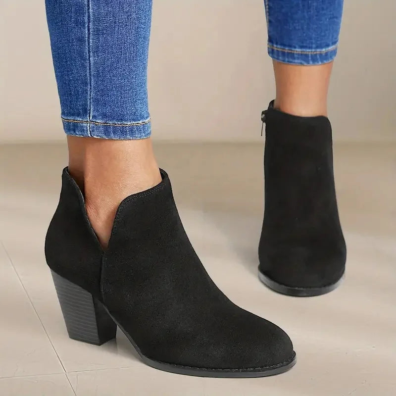 Alexe - Comfortable Leather Ankle Boots