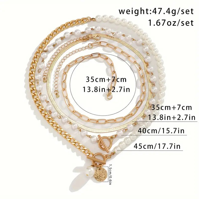 Vintage necklace with pearl and snake chain | Gold