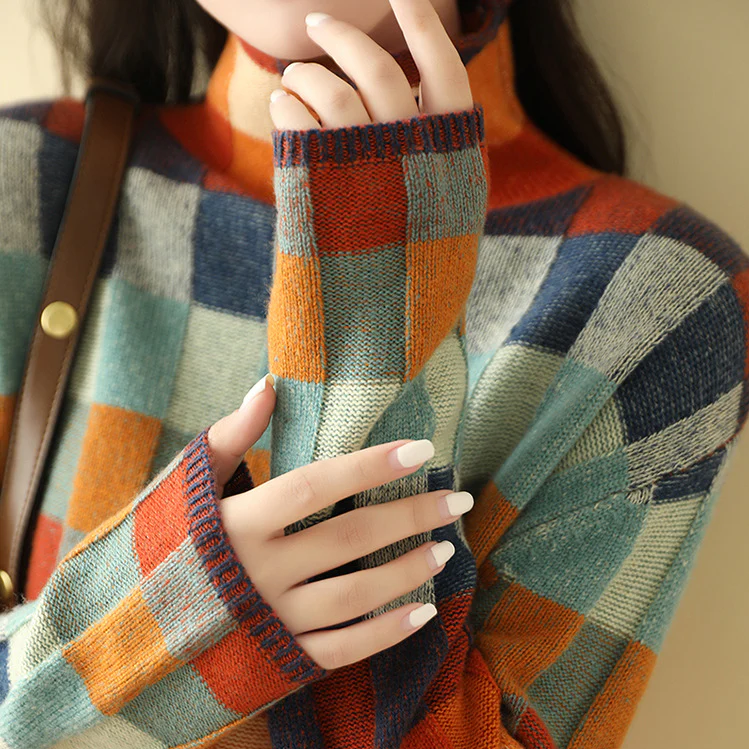 Elise - Soft Cashmere Roll Neck Jumper