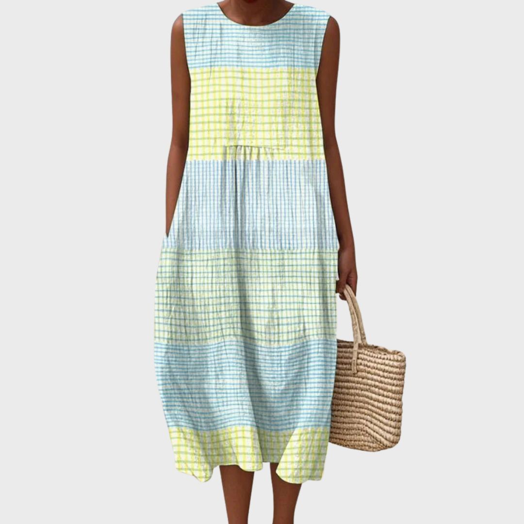 Isla | Comfortable and Breezy Checkered Summer Dress