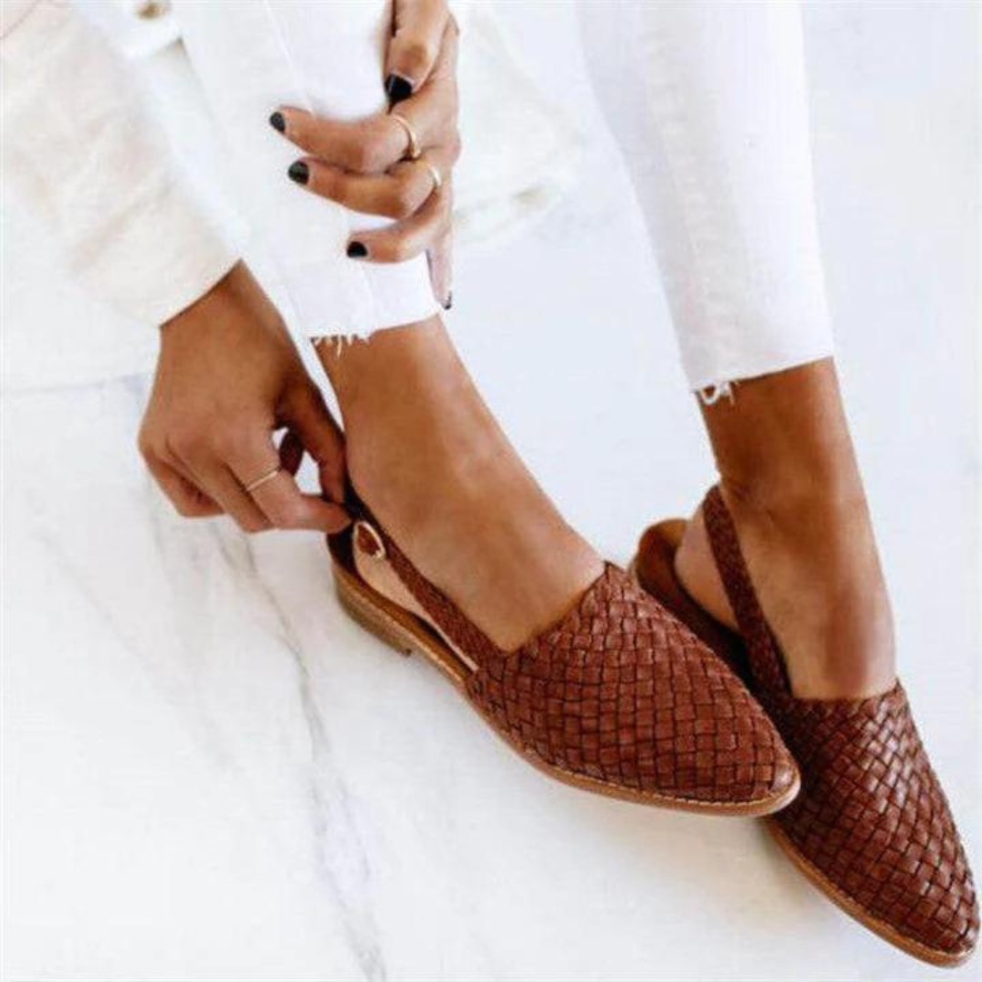 Ariana - Comfortable Artisan Elegance
