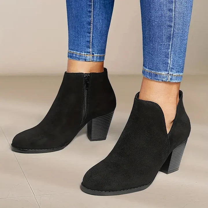 Alexe - Comfortable Leather Ankle Boots