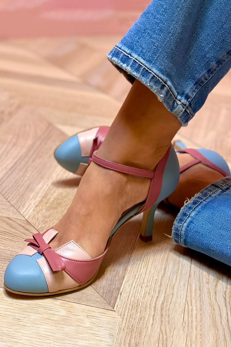 Olivia - Colourful sandals with bow and strap, round toe