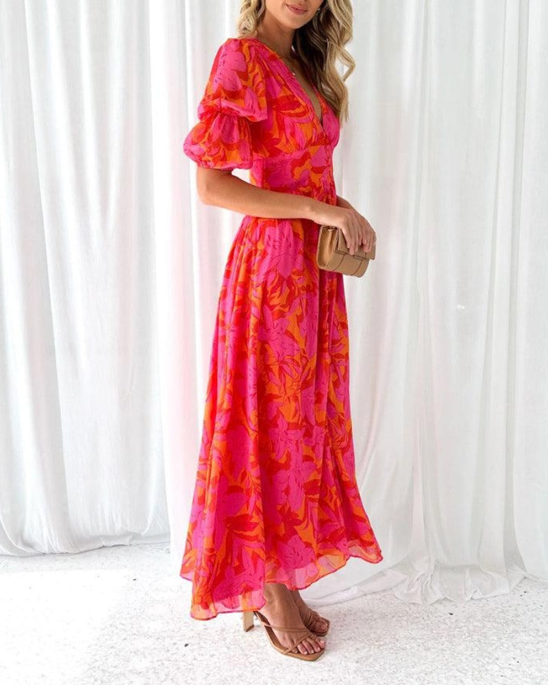 Chic Maxi Dress with V-Neck and Flutter Sleeves Laluna®
