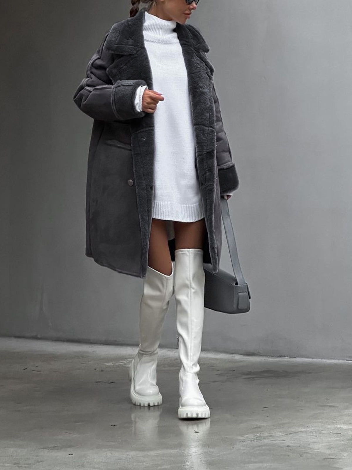 Women's Plus Size Fur Winter Coat with Lapel Collar and Snap Front