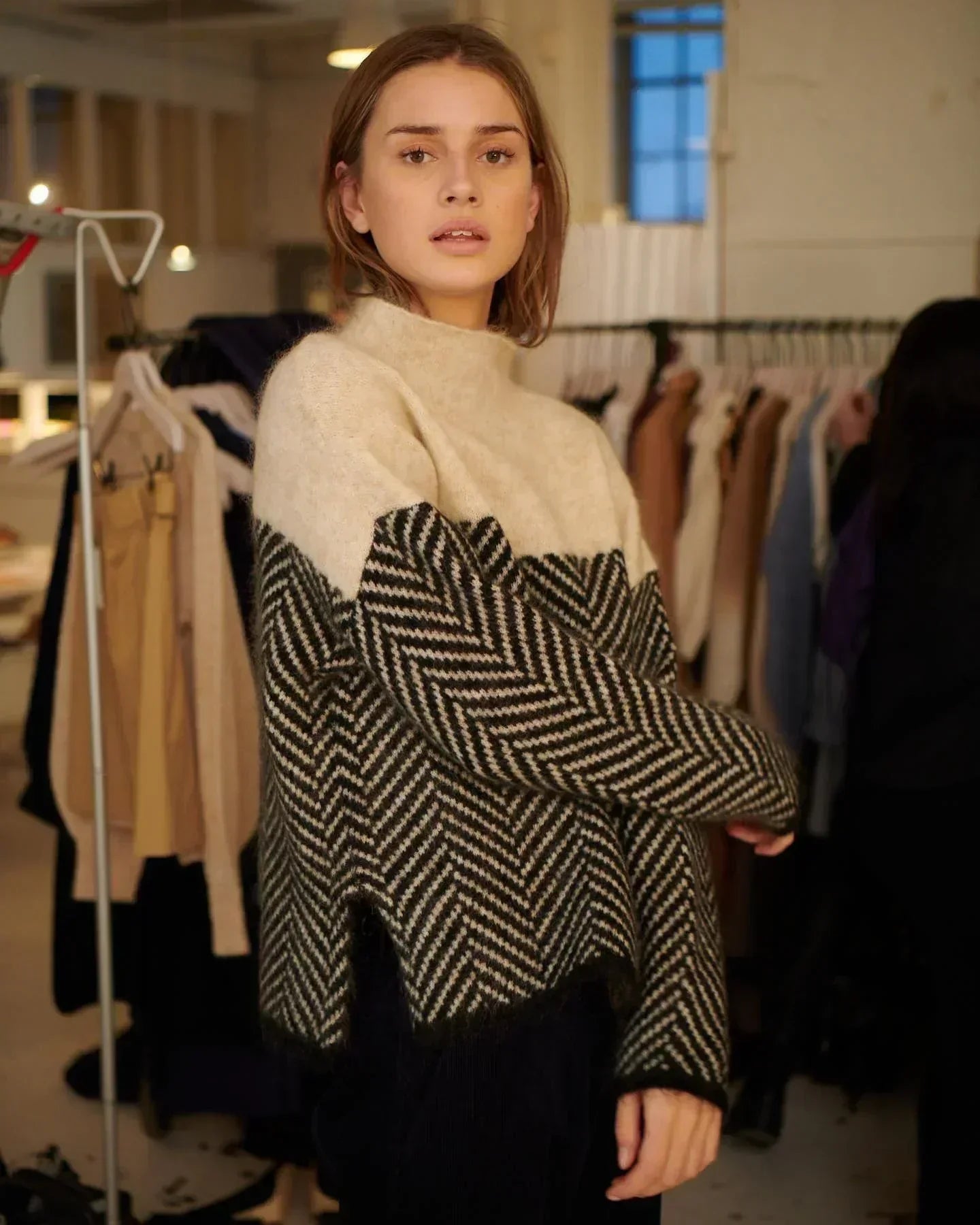 Mira - Elegant Twisted Knit Jumper
