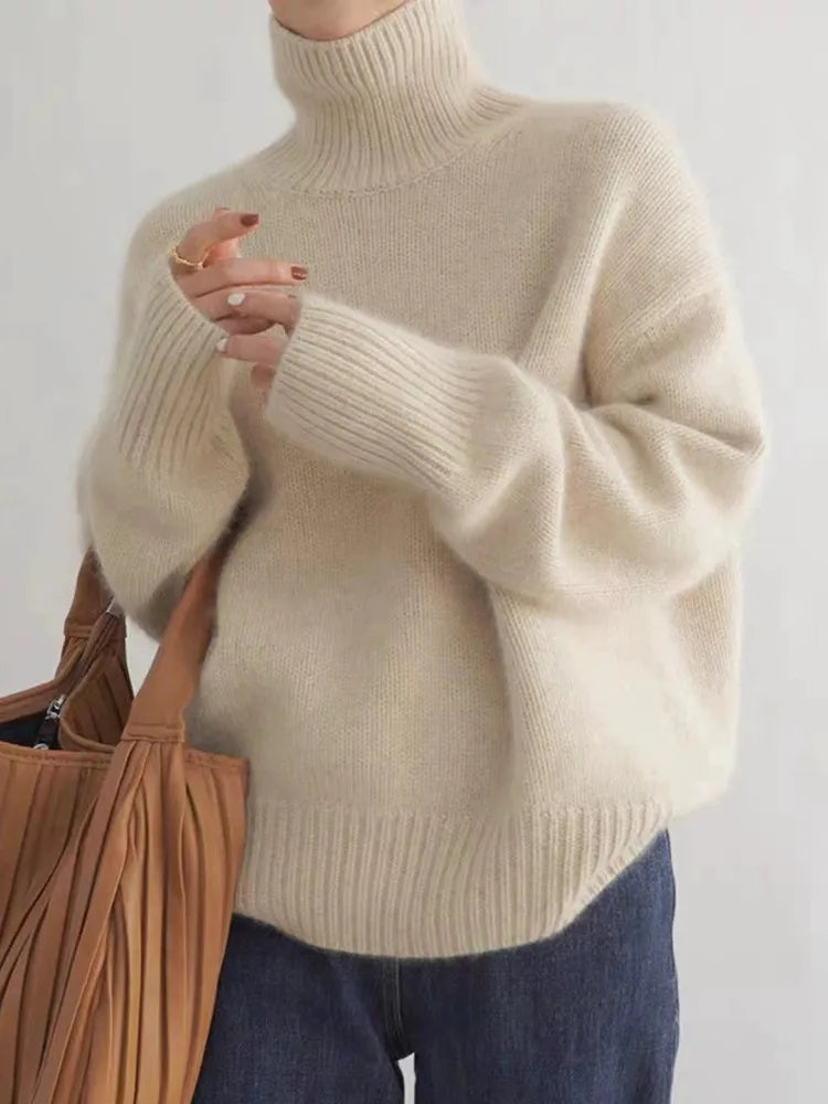 Sydney Women's Oversized Roll Neck Cashmere Jumper – Soft, Warm & Elegant