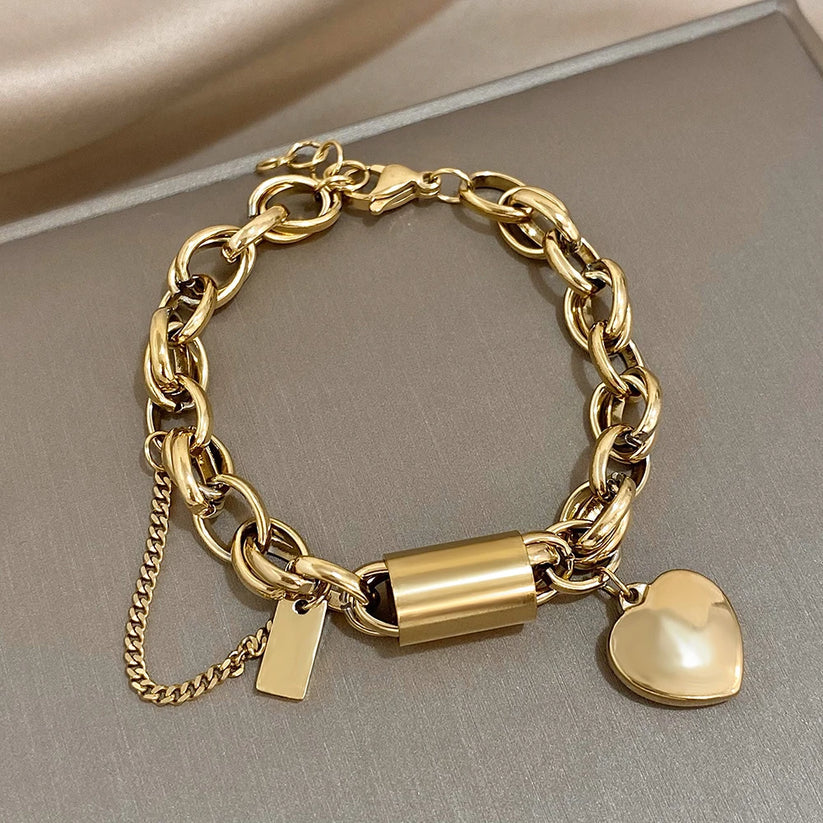 Chunky Heart Bracelet | Gold