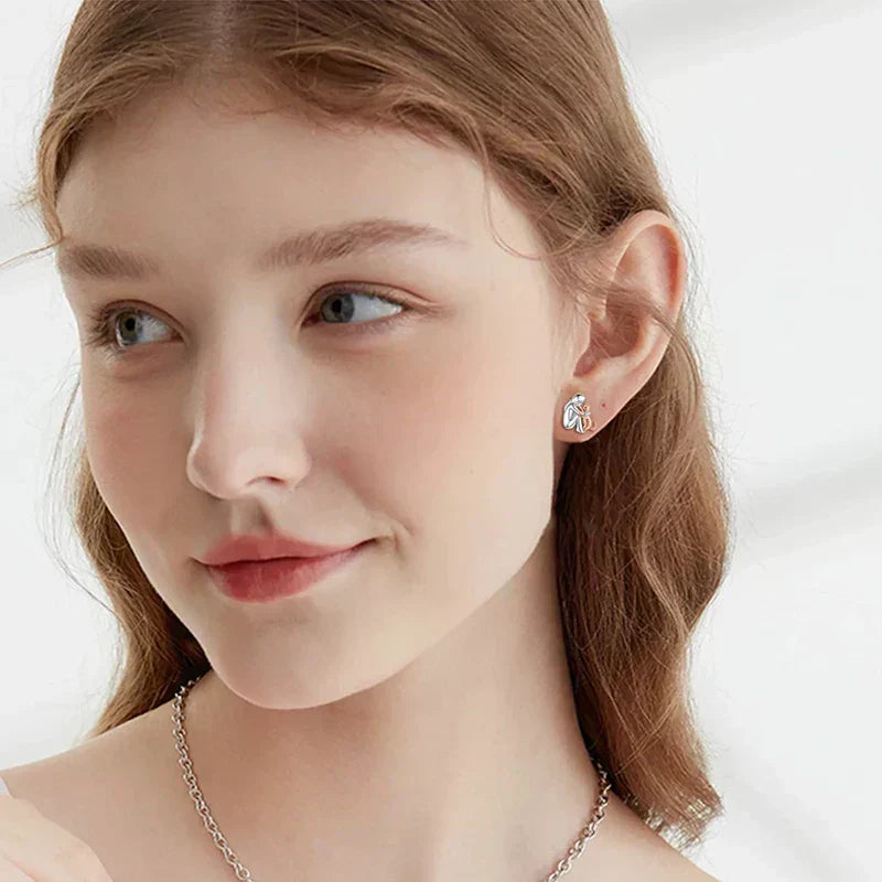 Natalia - Cat Icon Earrings