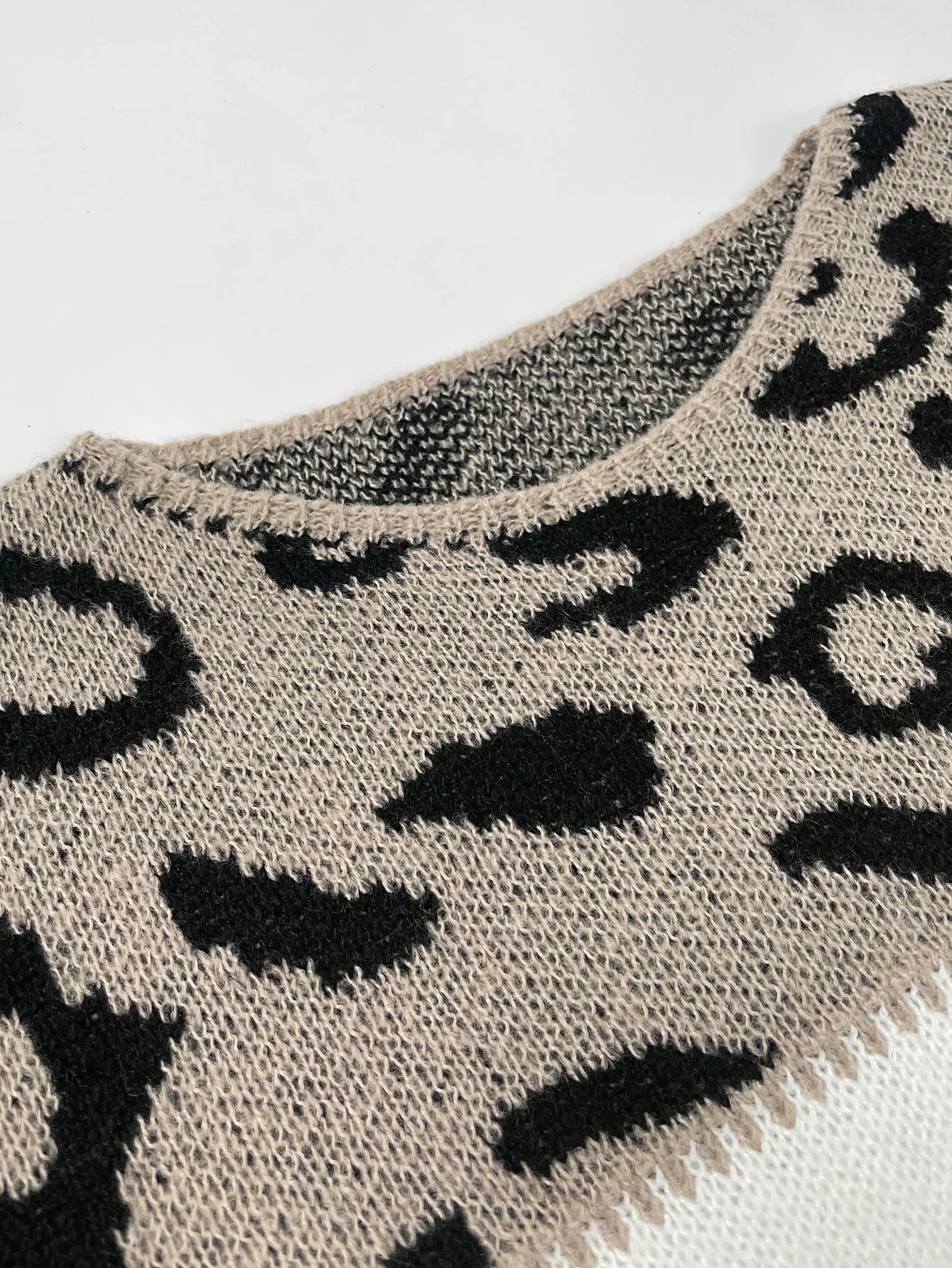 Lela - Bold Leopard Jumper