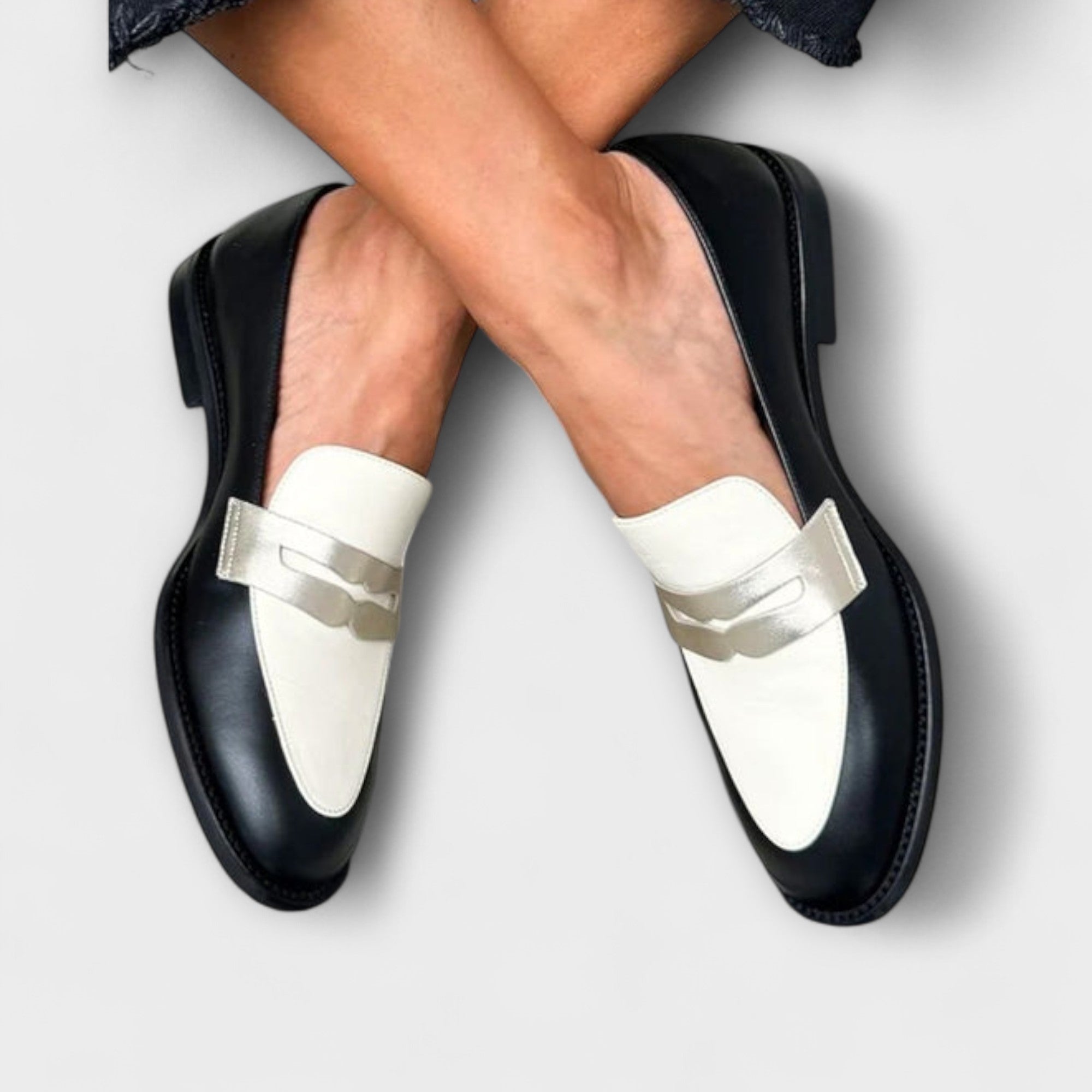 Elizabeth - Chic Black Loafers